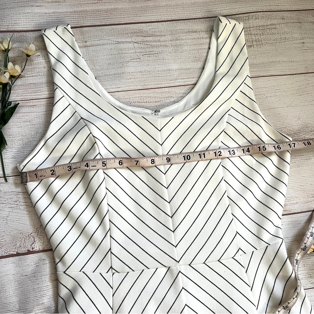 Tulle Sleeveless Dress - Picture 10 of 16